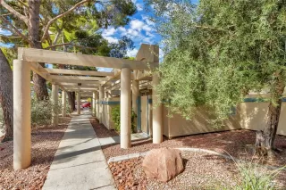 Photo #2: 2229340 Listing 