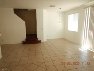 Photo #2: 2229360 Listing 