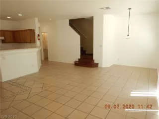 Photo #3: 2229360 Listing 