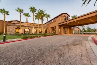 Photo #4: 2229373 Listing 