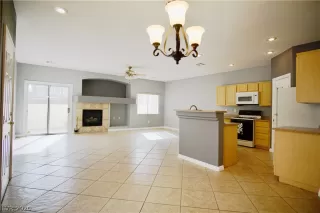 Photo #4: 2229386 Listing 