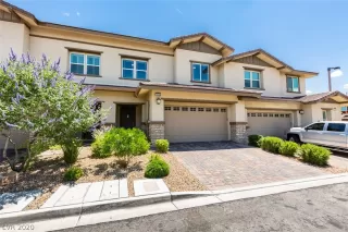 Photo #1: 2229395 Listing 