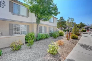 Photo #3: 2229399 Listing 