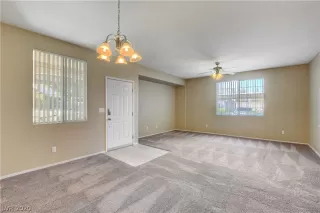 Photo #6: 2229399 Listing 