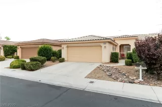 Photo #1: 2229422 Listing 