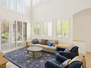 Photo #4: 2229425 Listing 