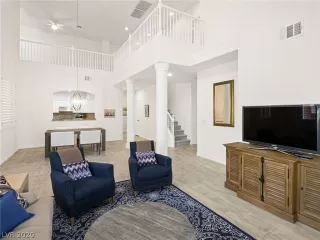 Photo #6: 2229425 Listing 