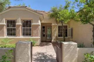 Photo #4: 2229479 Listing