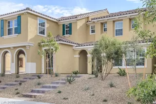 Photo #1: 2229514 Listing 