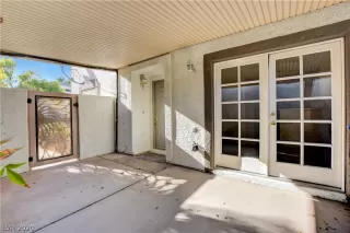 Photo #3: 2229519 Listing 