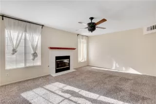 Photo #5: 2229519 Listing 