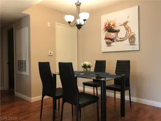 Photo #1: 2229559 Listing