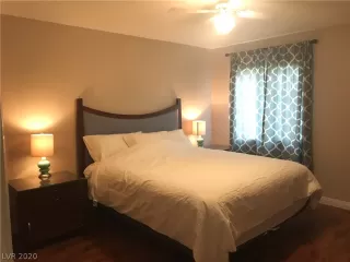 Photo #3: 2229559 Listing