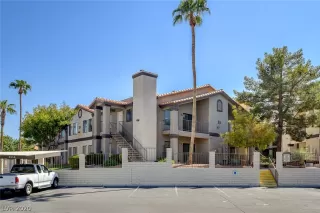 Photo #1: 2229610 Listing