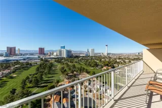 Photo #3: 2229628 Listing