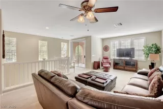 Photo #6: 2229651 Listing