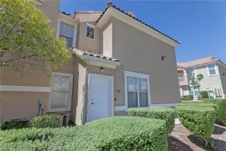 Photo #1: 2229703 Listing 