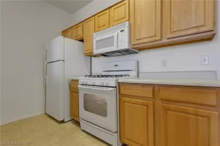 Photo #6: 2229703 Listing 