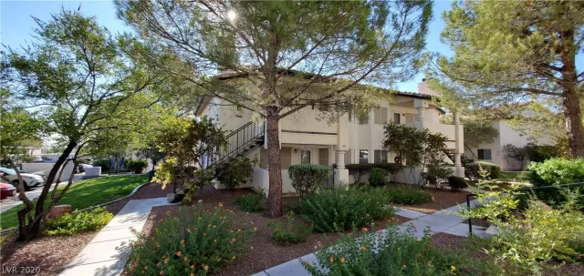 MLS: 2229733 Condo For Sale