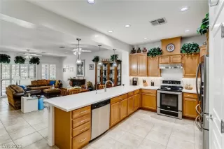 Photo #1: 2229766 Listing 