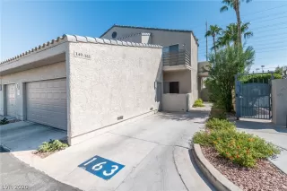 Photo #1: 2229798 Listing 