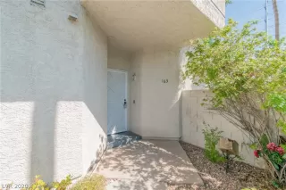 Photo #3: 2229798 Listing 
