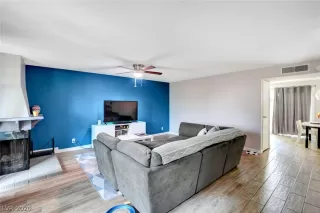 Photo #2: 2229860 Listing