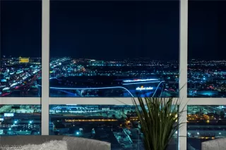 Photo #1: 2229864 Listing