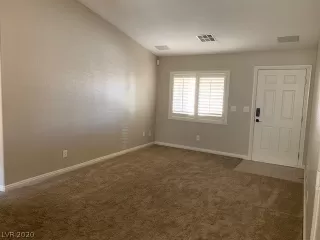 Photo #5: 2229898 Listing 