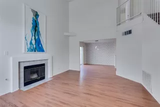 Photo #4: 2229909 Listing 