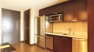 Photo #3: 2229912 Listing