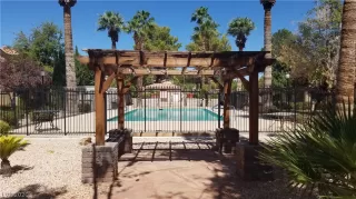 Photo #3: 2230005 Listing