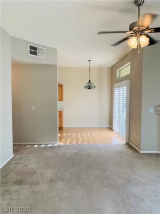 Photo #3: 2230008 Listing