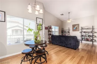 Photo #1: 2230057 Listing