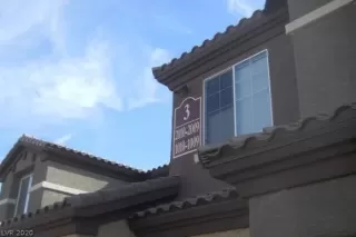 Photo #1: 2230069 Listing 