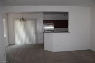 Photo #2: 2230069 Listing 