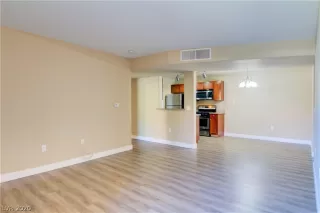 Photo #2: 2230109 Listing