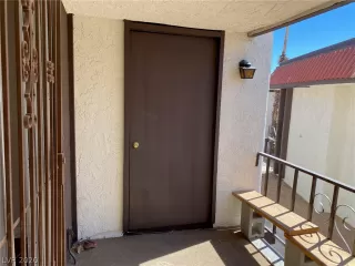 Photo #2: 2230114 Listing