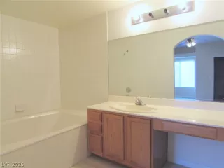 Photo #2: 2230154 Listing 