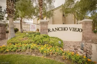 Photo #1: 2230157 Listing