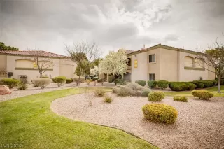 Photo #2: 2230157 Listing