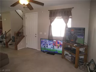 Photo #5: 2230163 Listing