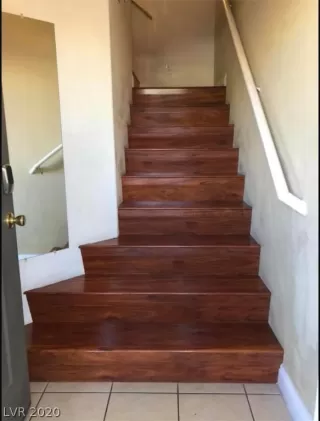 Photo #1: 2230164 Listing