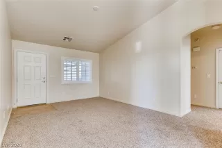 Photo #2: 2230241 Listing