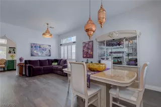 Photo #5: 2230264 Listing 