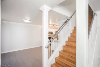 Photo #4: 2230298 Listing 