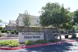 Photo #1: 2230339 Listing 