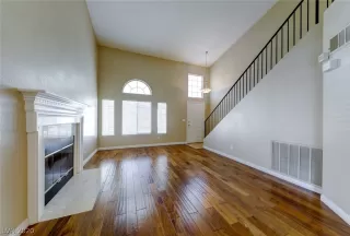 Photo #4: 2230358 Listing 