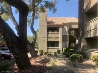 Photo #1: 2230360 Listing