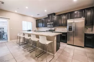 Photo #2: 2230424 Listing